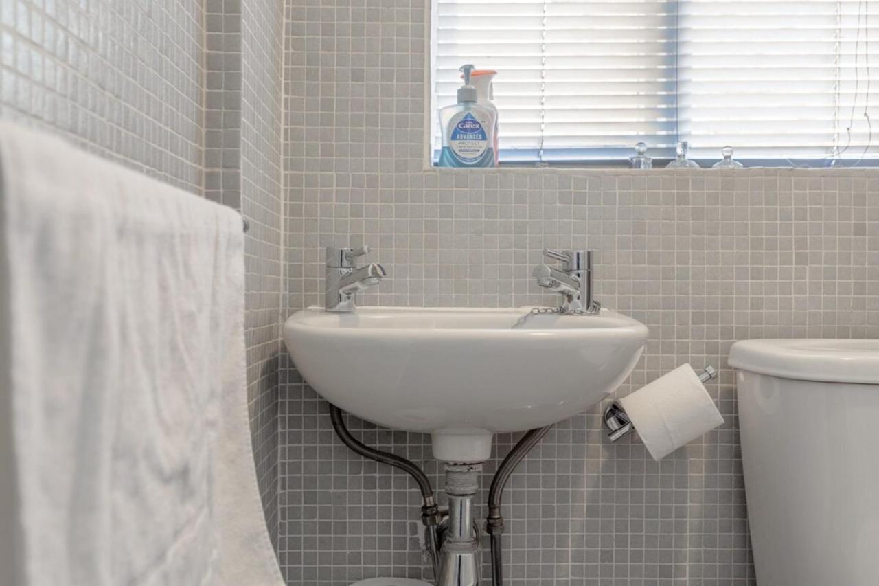Stylish 1 Bed Apartment Near Battersea Park London Kültér fotó